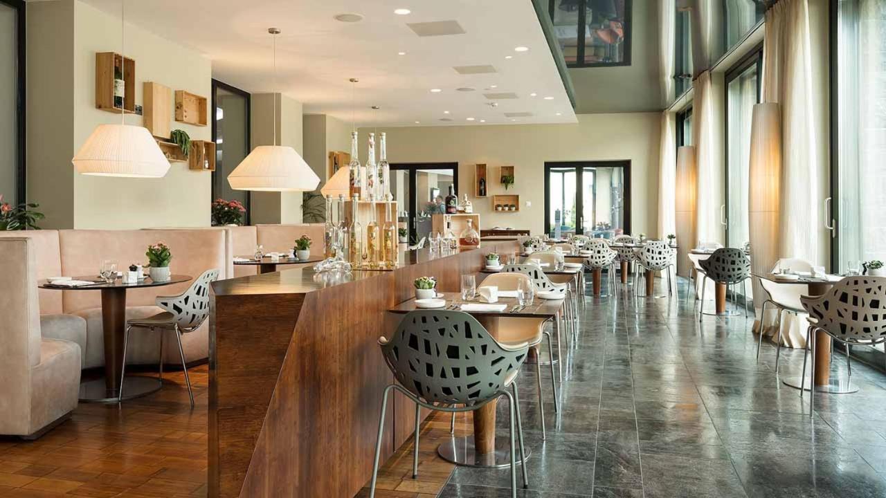 Campus Hotel Hertenstein Weggis Ngoại thất bức ảnh
